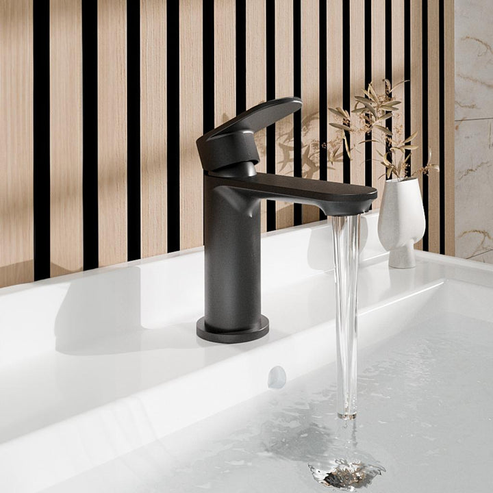 Elsted Basin Tap With Waste - 93.1027
