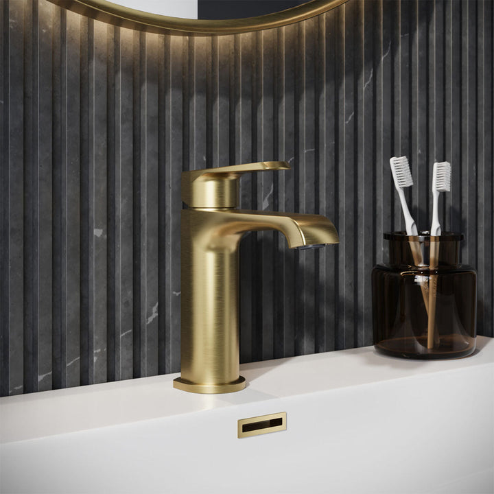 Voda Brenta Mono Basin Mixer - Brushed Brass