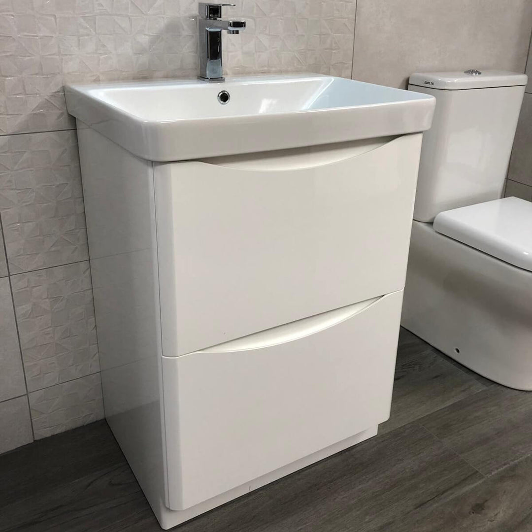 Modern Freestanding Bath Suite - VODASUITE6