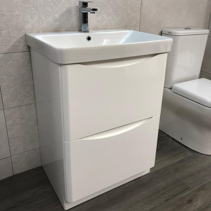 Modern Freestanding Bath Suite - VODASUITE6