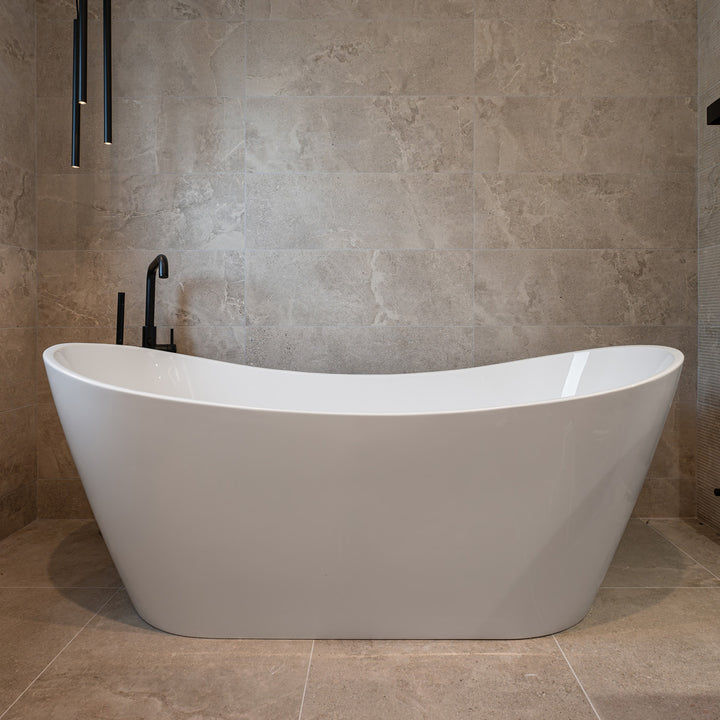 1700 Freestanding Whirlpool Bath Suite With Rimless Back to Wall Toilet & Mirror - VODASUITE33