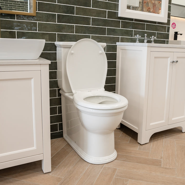 Fully Back To Wall Traditional Close Coupled Toilet & Soft Close Seat