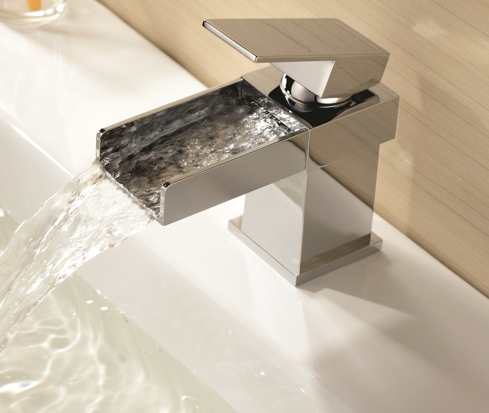 Cheap Bathroom Tap Sets for Baths & Basins