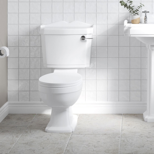Traditional Close Coupled Pan Cistern & Soft Close Seat - Chrome Lever - TRADTOILET2